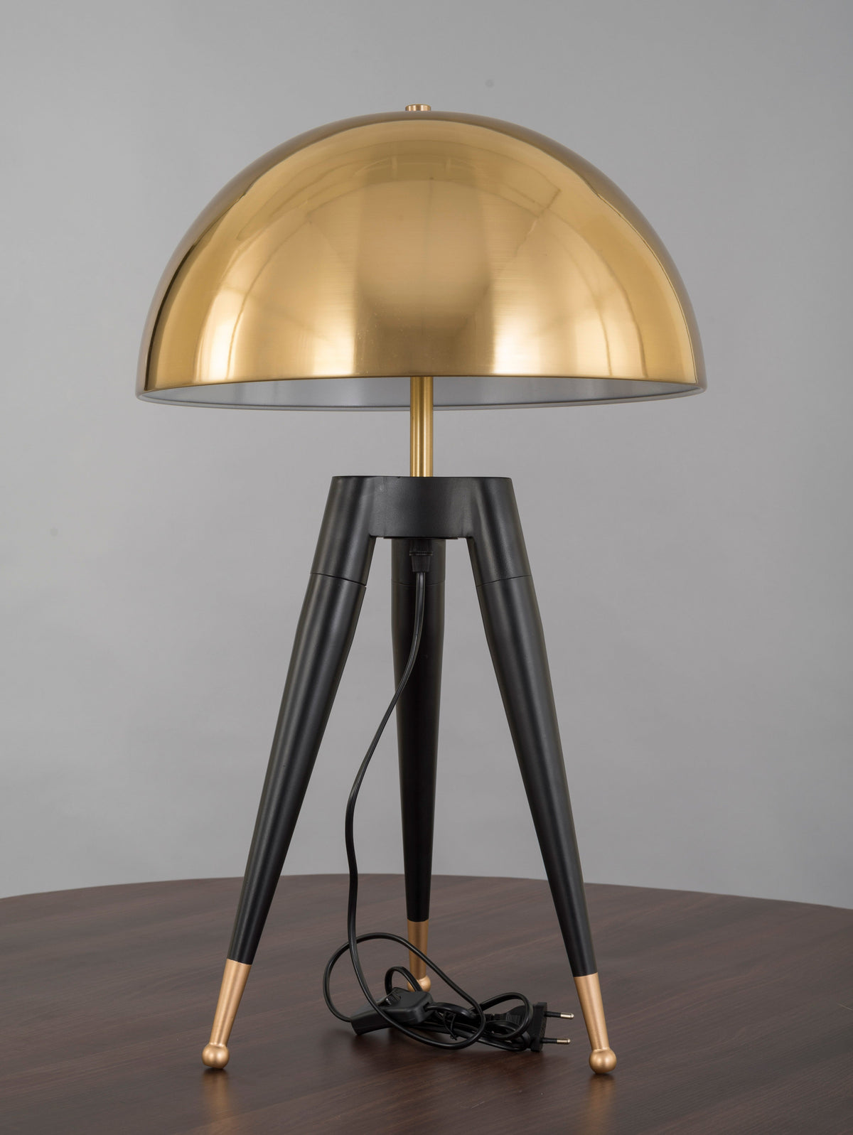 White Teak Garden Of Eden Table Lamp Black and Gold