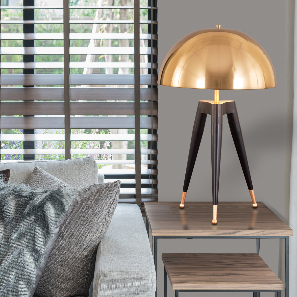 White Teak Garden Of Eden Table Lamp Black and Gold