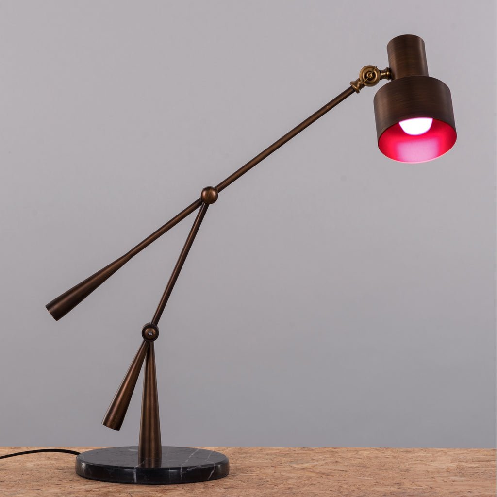 White Teak Rumour Has It Marble Table Lamp Gold and Coffee